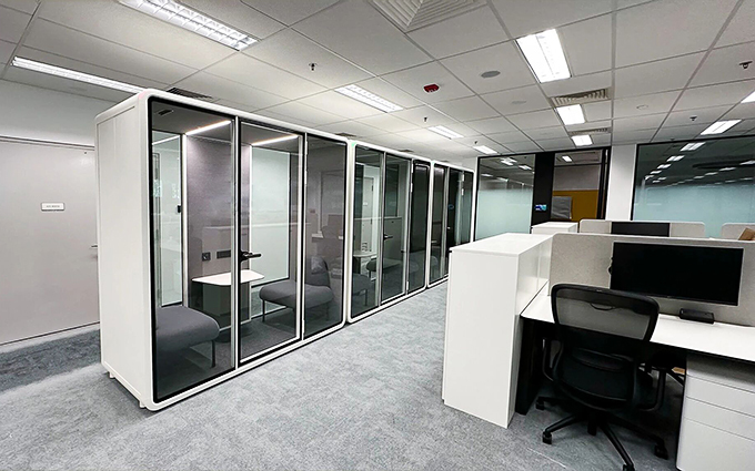 Aktueller Firmenfall über Airport Projects-Creating Quiet Spaces for Efficient Collaboration