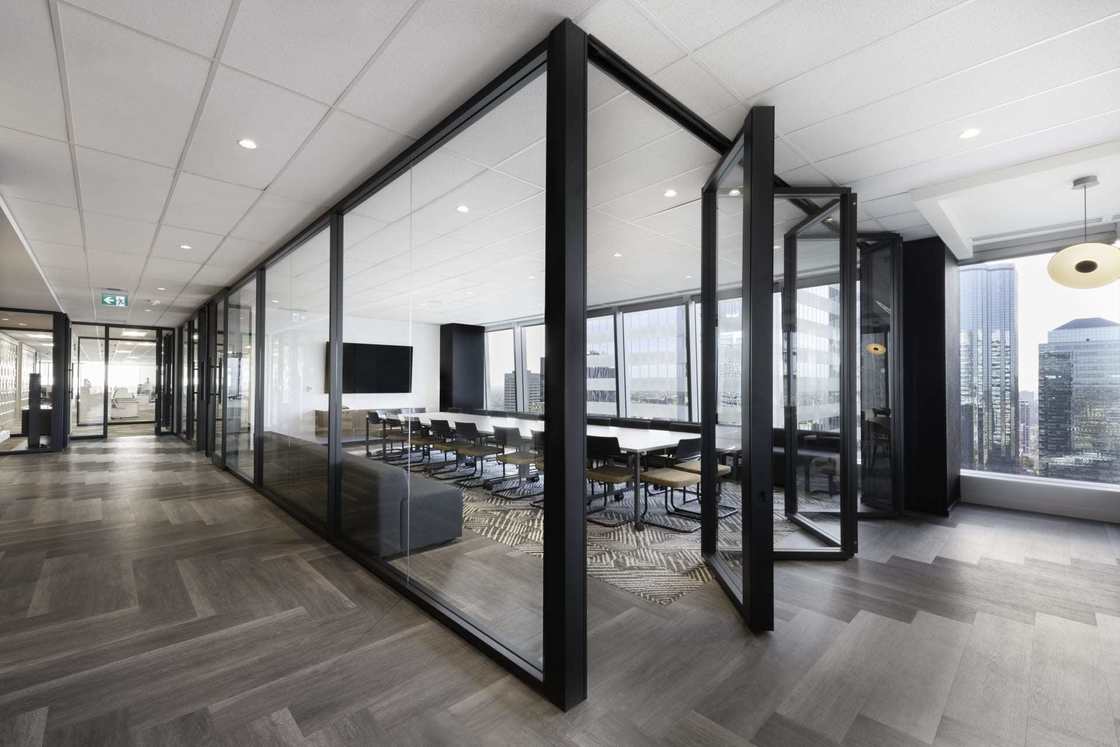 108mm Frameless Glass Partition System Aluminum Frame Office Booth