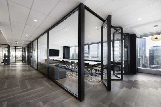 108 mm Rahmenloses Glas Trennsystem Aluminiumrahmen Bürostand